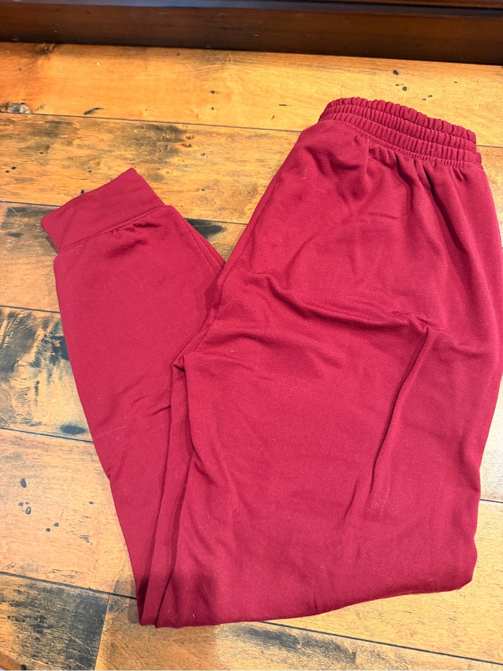Women's Maroon Elastic-Waist Jogger Pants